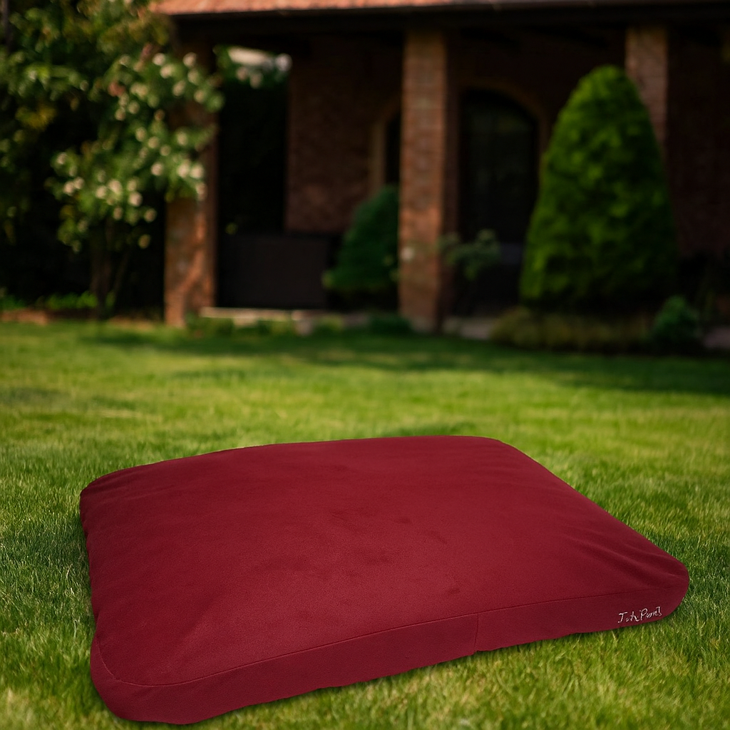 Spot dušek je prostrana i udobna podloga za pse i mačke.